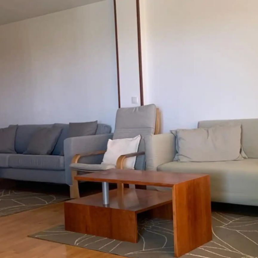 Piso de alquiler en Avenida de Fernández Ladreda, 49, La Lastra - Photo 1