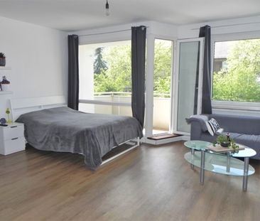 ZENTRALE LAGE! Gemütliche, helle gepflegte 1-Zimmer-Wohnung mit mod... - Photo 1