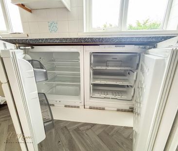 3 bedroom semi-detached house to rent - Photo 6