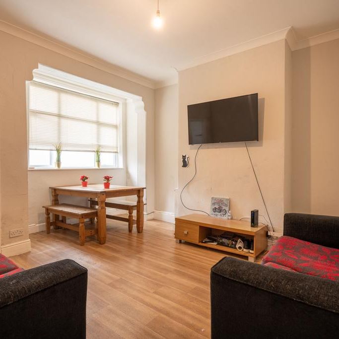 5 bedroom terraced house to rent - Photo 1