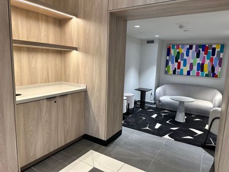 For Lease - 1 Jarvis Street Unit# 320, Hamilton, Ontario - Photo 3