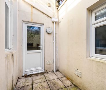 St. Aubyns, Hove, BN3 - Photo 6