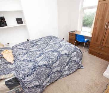 4 bedroom house to rent - Photo 3