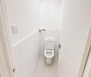 2 bedroom maisonette to rent - Photo 6