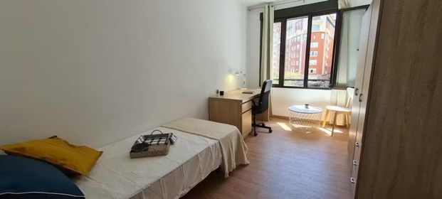 Avinguda de l'Oest, Valencia, Valencian Community 46001 - Photo 1