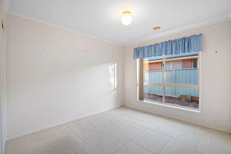 Spacious 4-bedroom Family Home In Quiet Location – Easy Access To Lavington & Albury Cbd - Photo 5