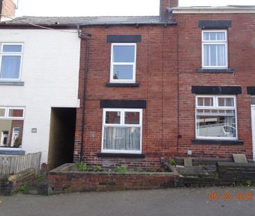 3 bedroom terraced house to rent - Photo 6