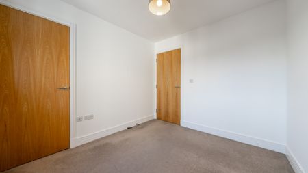 3 Crown Crescent - Photo 5