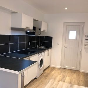 Location Appartement 1 pièce 25m² - Photo 2