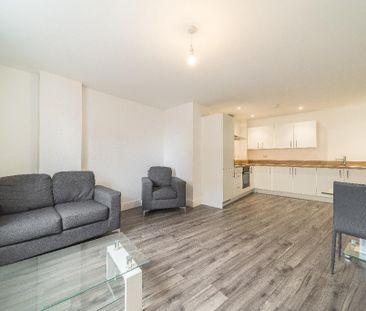 2 bedroom apartment to rent - Photo 4
