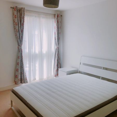 1 Bedroom 1 Bathroom - Photo 3