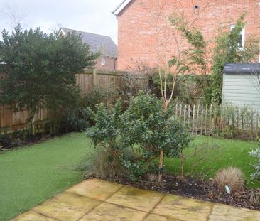 3 bedroom semi-detached house to rent - Photo 6