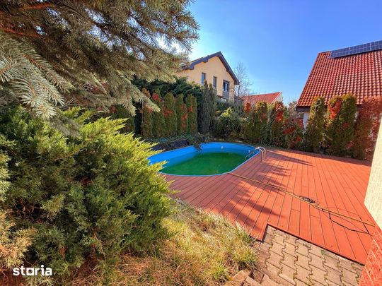 Inchiriez casa cu 3 dormitoare, 3 bai, piscina si panouri in Belvedere - Fotografie 1