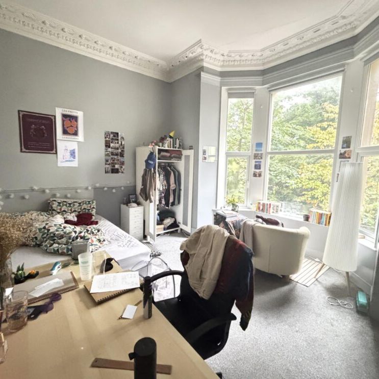 2 Flat 1 Ashwood Villas, Leeds, LS6 2EJ - Photo 1