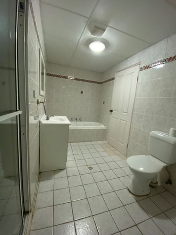 North Parramatta - Photo 5