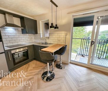 Studio to rent - Photo 2