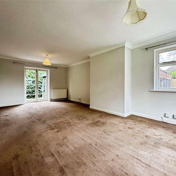 Kiln Ride Extension, Finchampstead, Wokingham, Berkshire, RG40 - Photo 1