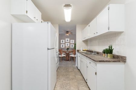 Hillcrest - Photo 4
