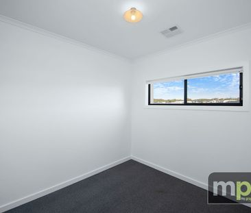 Beautifully built home nestled among the serenity of Mount Barker! - Photo 3