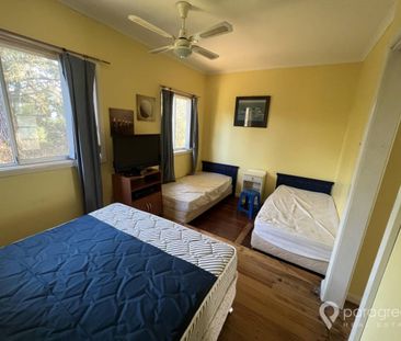 Fully Furnished Home in Port Welshpool - Photo 1