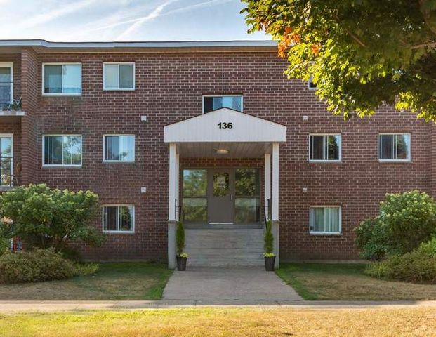 Cambridge Heights Apartments - ALL INCLUSIVE | 136 Cambridge Place, Sault Ste. Marie - Photo 1