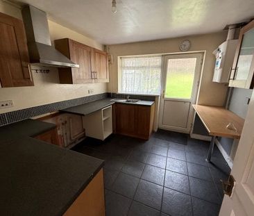 Bankside, Ammanford, SA18 - Photo 3