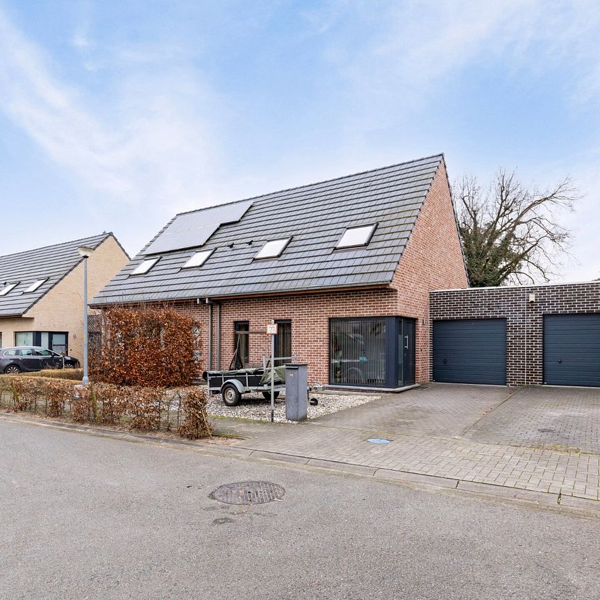 Recente woning met 3 slaapkamers, tuin en garage - Photo 1