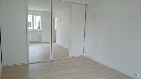 Location Appartement 2 pièces 53m² VALENCIENNES 59300 - Photo 3