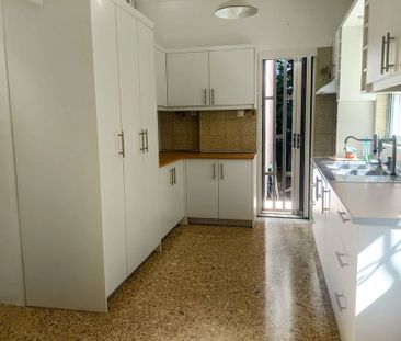 Διαμέρισμα για ενοικίαση Ανάβρυτα (Μαρούσι) - Photo 3