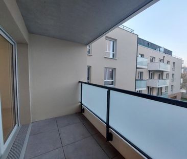 Location Appartement 2 pièces 49m² DEVILLE LES ROUEN 76250 - Photo 2