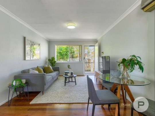 19, Victor Street, QLD, Holland Park - Photo 1