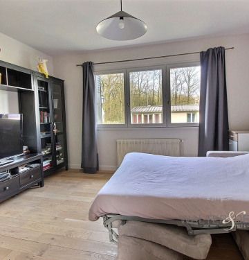 Maison • Velizy Bas-Centre Nord - Photo 5
