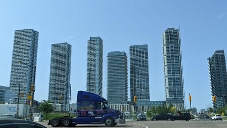 For Lease - 1000 Portage Parkway Unit# 2715, Vaughan, Ontario - Photo 3