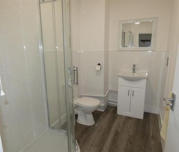 Studio to rent - Photo 6