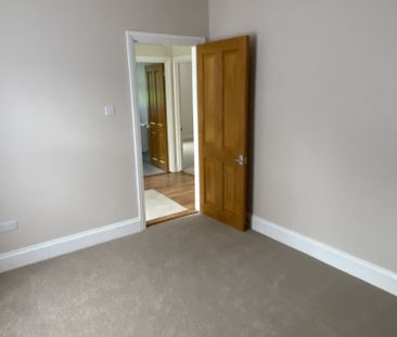 Newly Refurbished 2 Bed property to rent in Forest Hill, SE23 - Photo 3