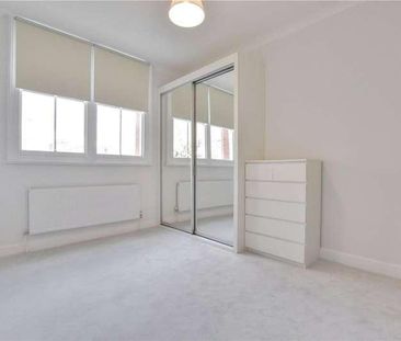 Roan Court, Devonshire Drive, Greenwich, London, SE10 - Photo 4