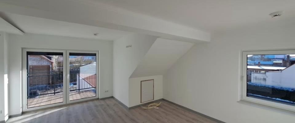 NEU - Exklusiv - Erstbezug - 4-Raum - Penthouse mit zwei großen Balkonen - Foto 1