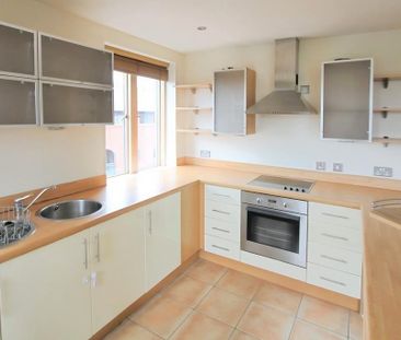 2 bedroom apartment to rent - Photo 6