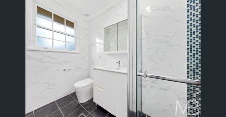 PEACEFUL FAMILY RETREAT IN A PRIME DENISTONE EAST SETTING - Photo 5