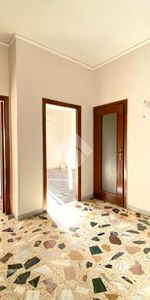 Trilocale in affitto - Photo 3