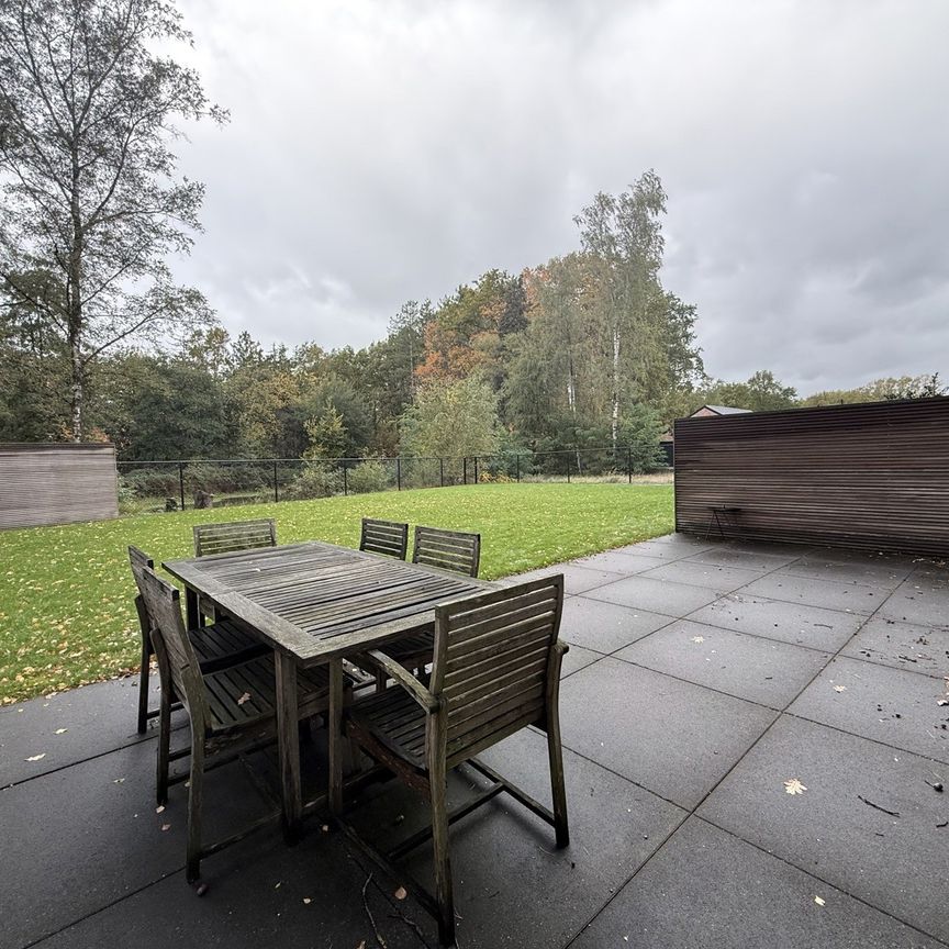 Stijlvol en gemeubileerd gelijkvloers appartement voor expats of bedrijven - Photo 1