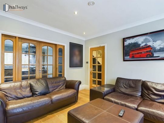 1 bedroom in a house share to rent - Photo 1