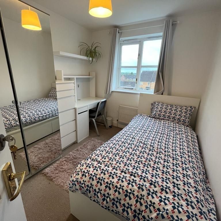 8 bedroom house share to rent - Photo 1