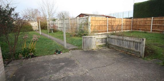 3 bedroom property to rent - Photo 2