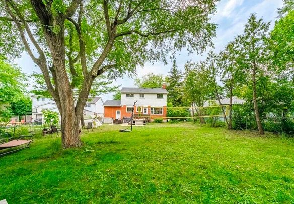 For Lease - 1081 Pearson Drive, Oakville, Ontario - Photo 1