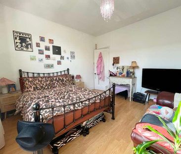 Clarendon Park Road, Clarendon Park, Leicester, LE2 - Photo 2