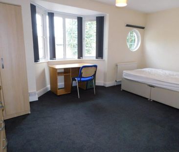 6 bedroom terraced house to rent - Photo 5