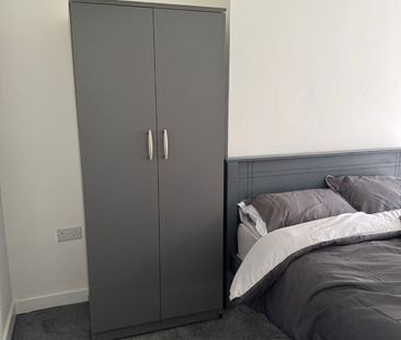 Room in a Shared House, Lilac Avenue, B44 - Photo 5