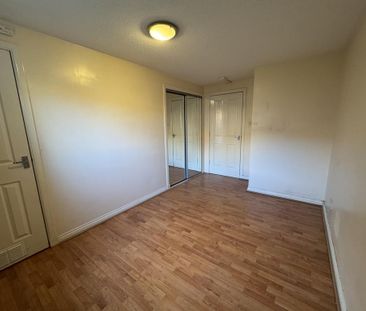 2 bedroom ground floor flat to rent - Photo 1