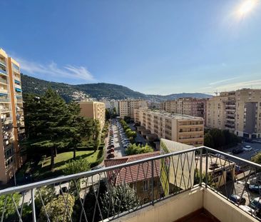 Location – Bel appartement 3 pièces proche de l’hôpital Pasteur - Photo 1